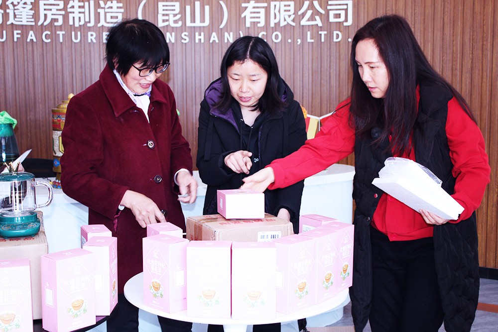 華燁篷房愿你女神節(jié)：無懼時光，永遠(yuǎn)美麗！