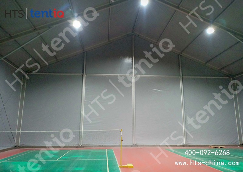 篷房結構做羽毛球館具有很多獨特優勢,如今被廣泛使用 篷房結構做羽毛球館具有很多獨特優勢,如今被廣泛使用