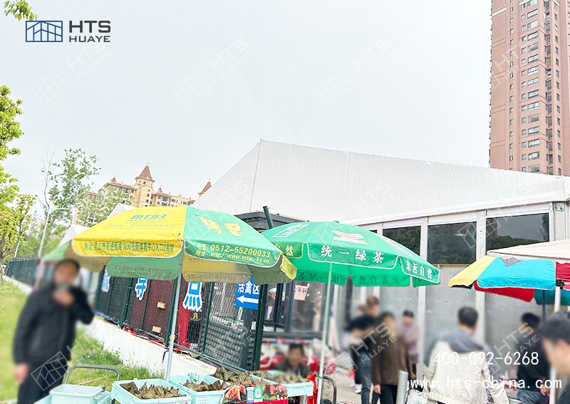 這座接近4000平方米的菜市場篷房,正式投入使用了 這座接近4000平方米的菜市場篷房,正式投入使用了