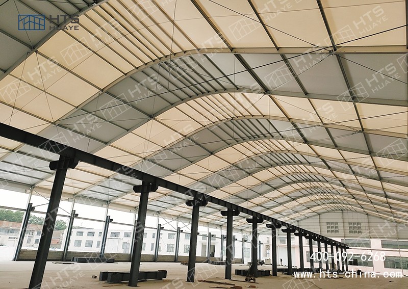 建造倉儲(chǔ)大棚對(duì)短期內(nèi)急需工業(yè)倉儲(chǔ)或臨時(shí)工廠的企業(yè)有很大幫助 建造倉儲(chǔ)大棚對(duì)短期內(nèi)急需工業(yè)倉儲(chǔ)或臨時(shí)工廠的企業(yè)有很大幫助