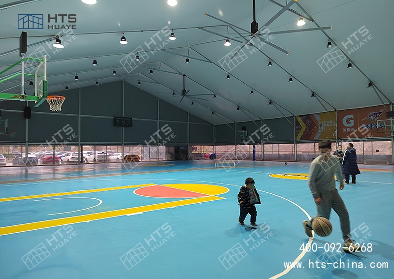 裝配式篷房籃球館實現 “一館多用”，極大地提升了場地使用效率