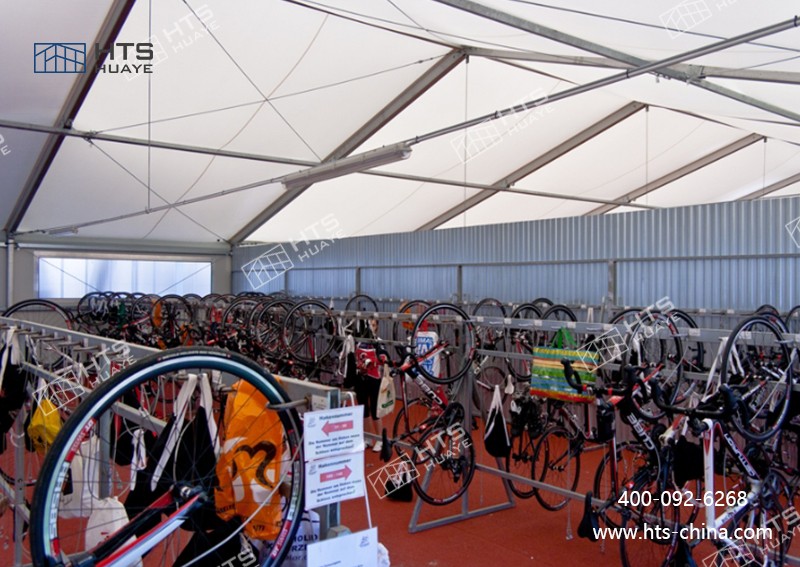 大型倉(cāng)儲(chǔ)篷房憑借其獨(dú)特的優(yōu)勢(shì)，在各個(gè)行業(yè)中迅速崛起